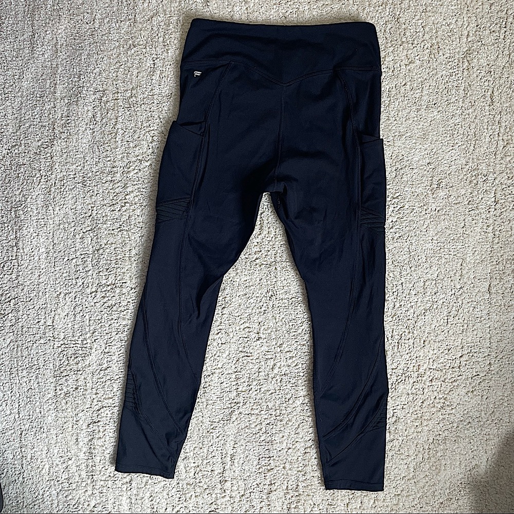 Fabletics Motion 365 Leggings with Pockets Size Large
